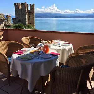 Hotel Degli Oleandri, Sirmione